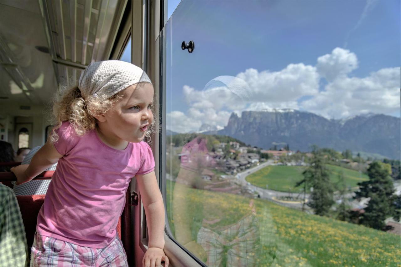 Hotel Traminerhof Termeno Eksteriør billede